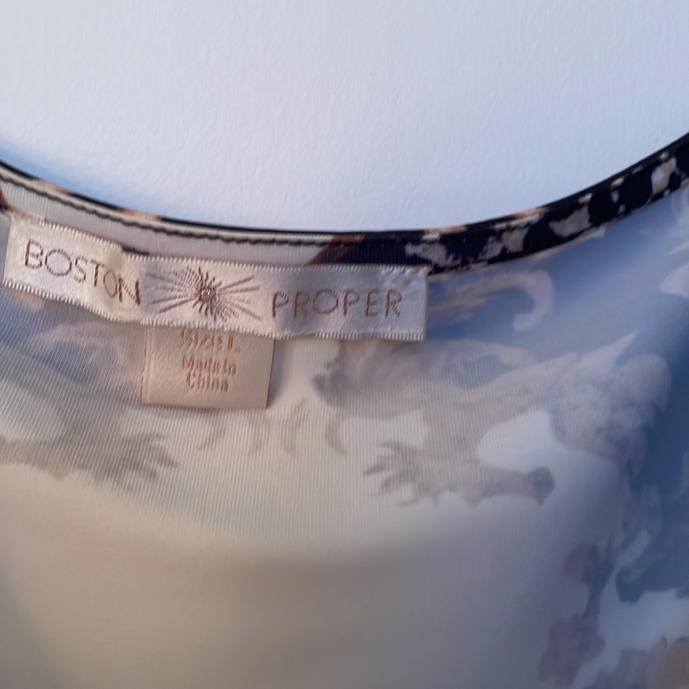 Cold shoulder top - Picture 4 of 5